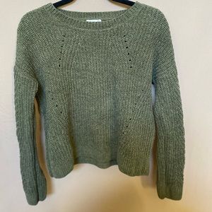 Kohls army green sweater